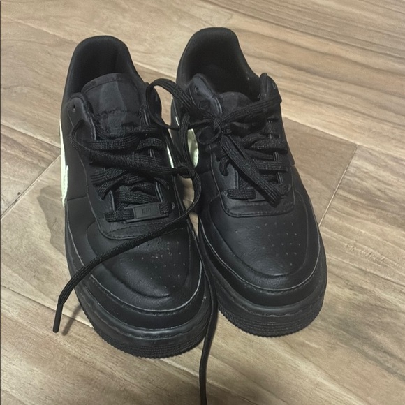 Nike Air Force 1 Jester Black Pale Yellow Green Swoosh Platform Sneakers Size 7 - Picture 2 of 9